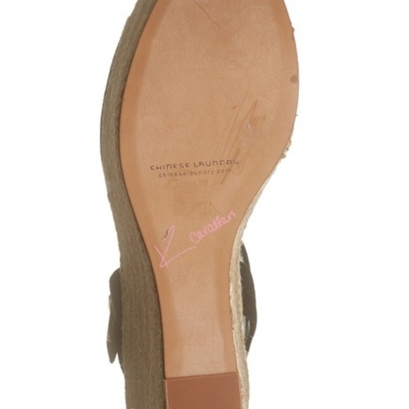 Kristin Cavallari by Chinese Laundry Brandie - Picture 5 of 5